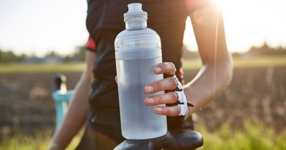reusable water bottles